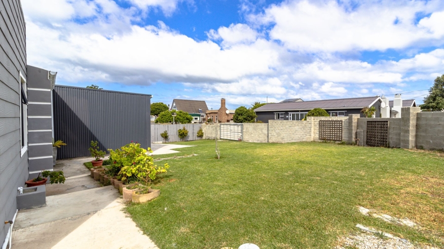 2 Bedroom Property for Sale in Franskraal Western Cape